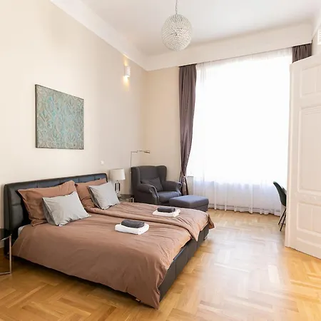 Bakats Ter With Balcony Overlooking Church Square Apartment