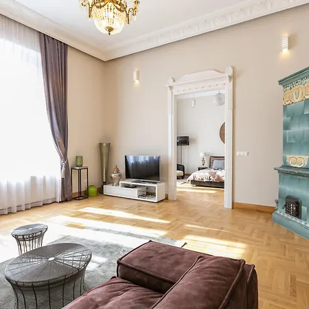 Bakats Ter With Balcony Overlooking Church Square Apartment