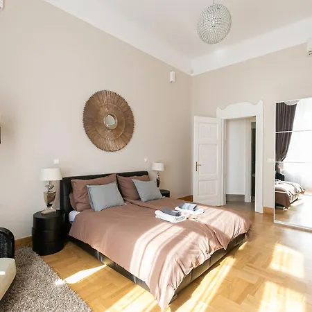 Bakats Ter With Balcony Overlooking Church Square Apartment Budapest