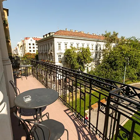 Bakats Ter With Balcony Overlooking Church Square *
