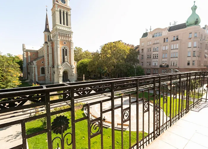 Bakats Ter With Balcony Overlooking Church Square Apartment Budapest