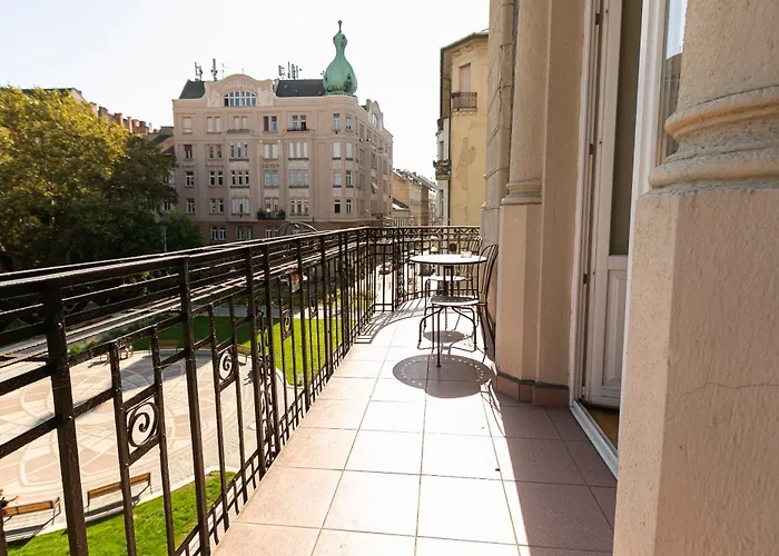 Bakats Ter With Balcony Overlooking Church Square Apartment Budapest